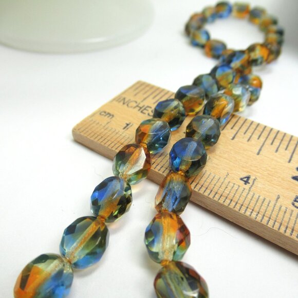 Uranium glass bead necklace with copper toggle - Picture 7 of 9